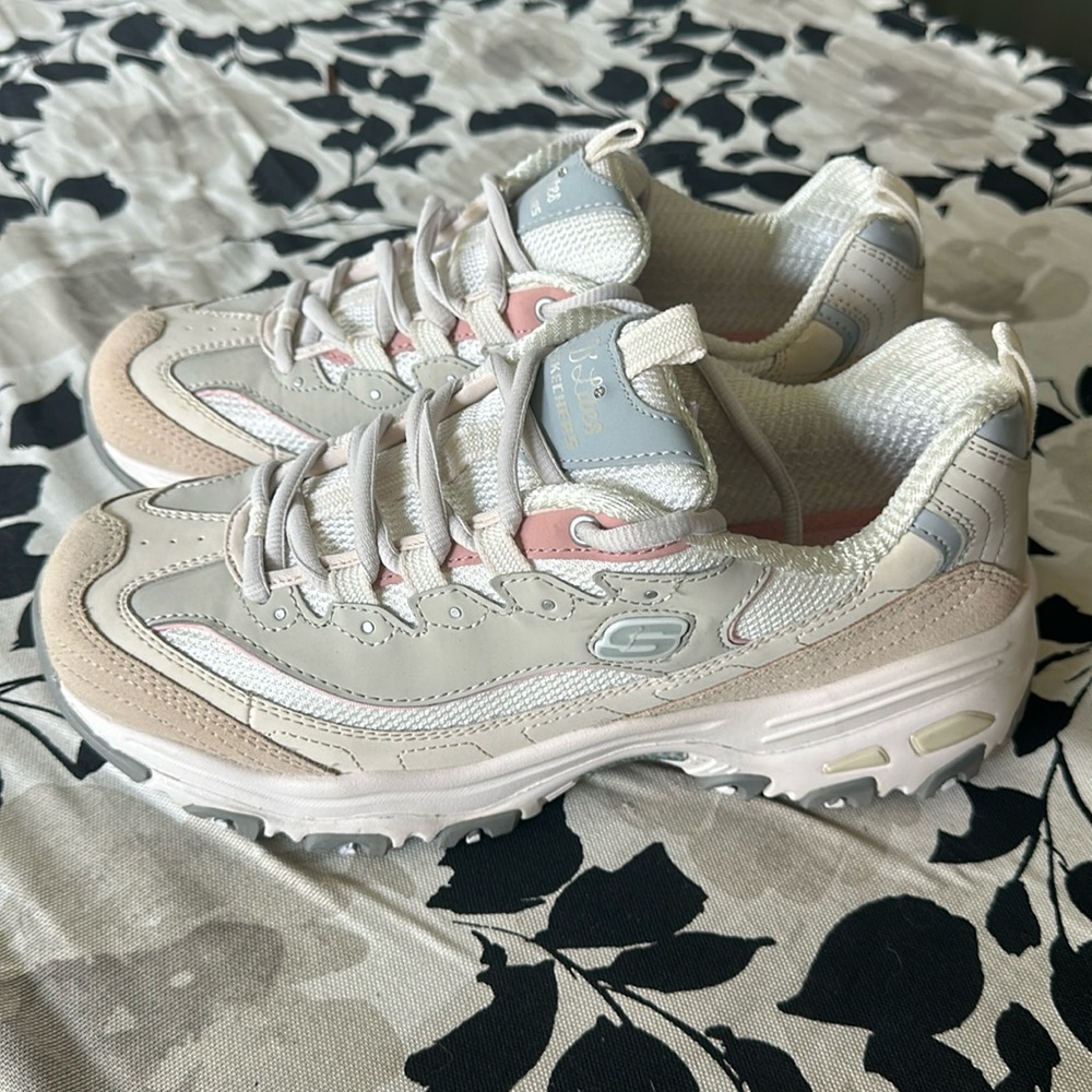 Worn Once Skechers D’lites Sneakers